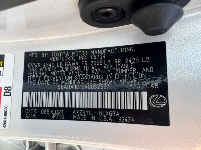 2024 Lexus ES 300h 300h