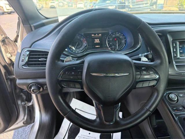 2015 Chrysler 200 S
