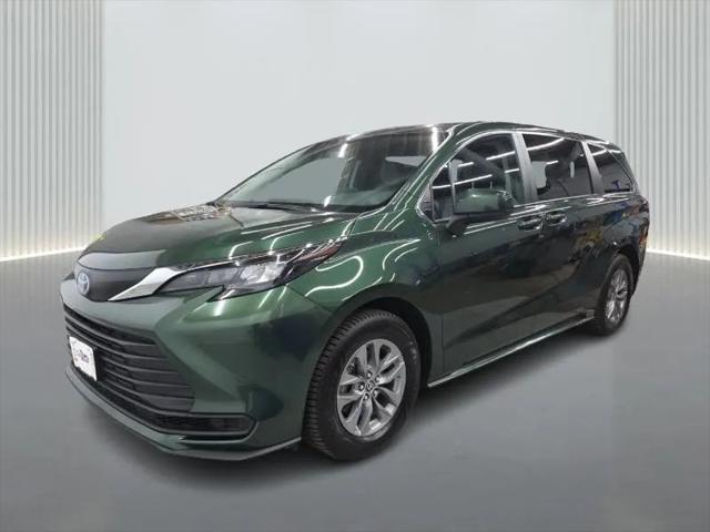 2024 Toyota Sienna LE for sale in Hillside, NJ
