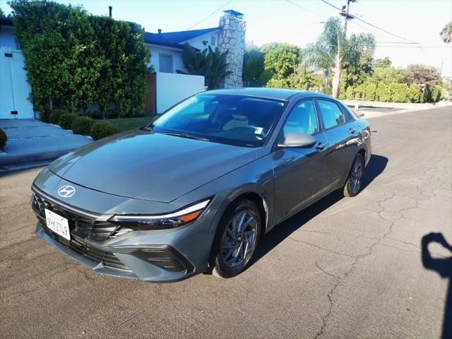 2025 Hyundai Elantra Hybrid Blue for sale in North Hollywood, CA