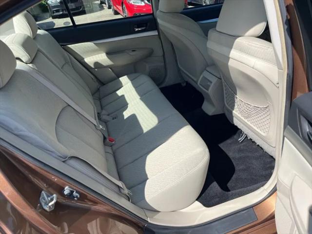 2011 Subaru Legacy 2.5i Premium