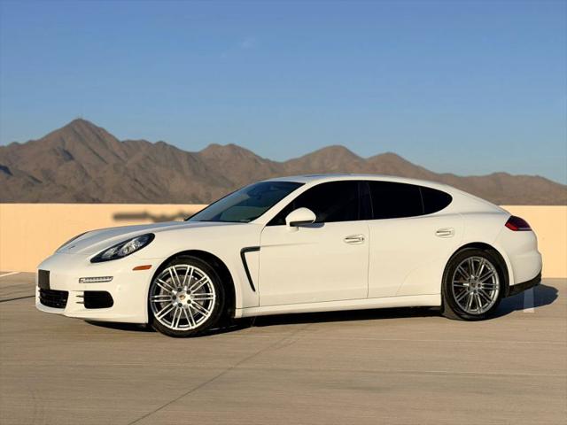 2016 Porsche Panamera Edition