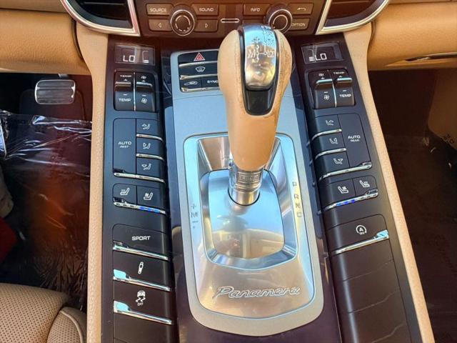 2016 Porsche Panamera Edition