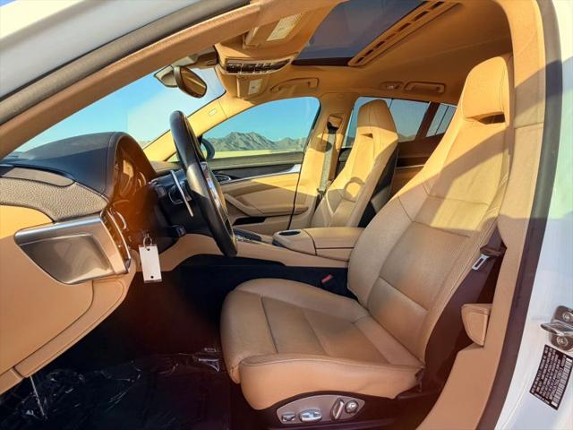 2016 Porsche Panamera Edition