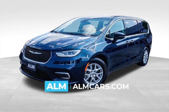 2023 Chrysler Pacifica Touring L for sale in Union City, GA