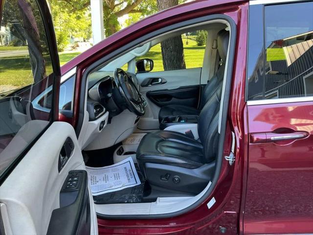 2020 Chrysler Pacifica Touring L