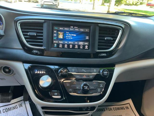 2020 Chrysler Pacifica Touring L