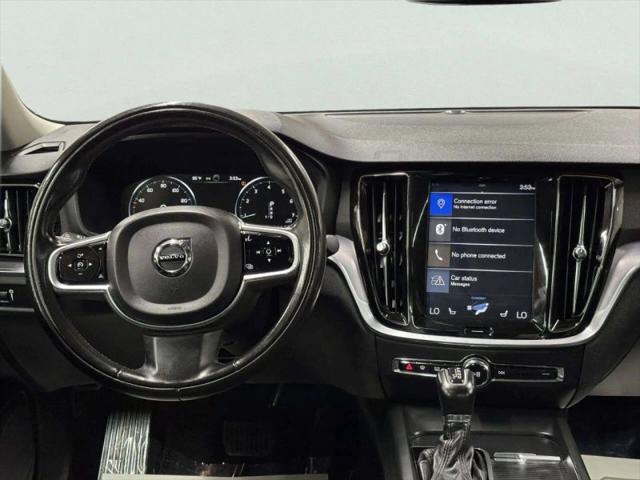 2020 Volvo S60 T6 Momentum