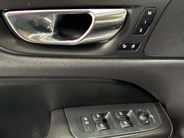 2020 Volvo S60 T6 Momentum