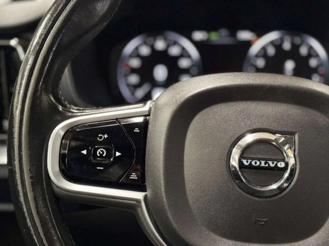 2020 Volvo S60 T6 Momentum