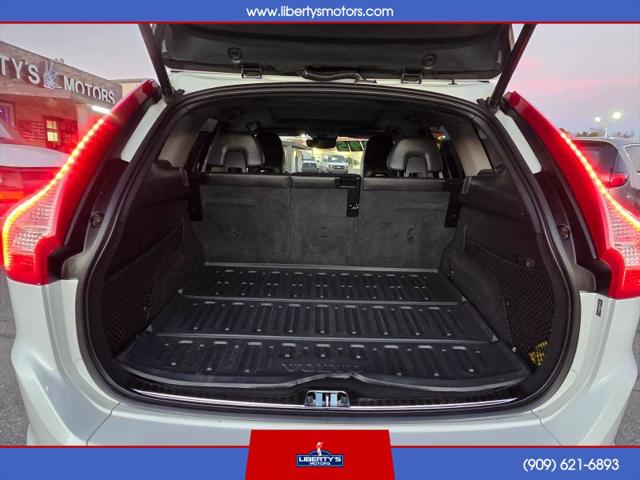 2017 Volvo XC60 T5 Dynamic