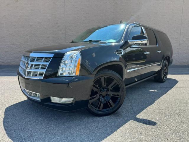 2011 Cadillac Escalade ESV Platinum Edition for sale in Radcliff, KY