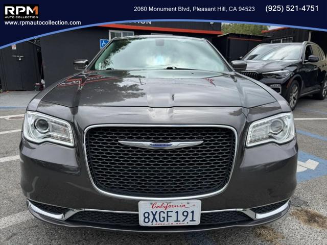 2019 Chrysler 300 Touring