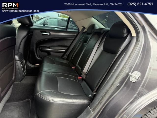2019 Chrysler 300 Touring