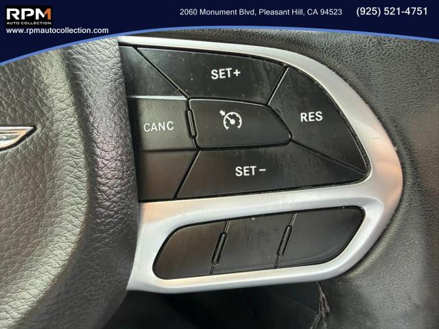 2019 Chrysler 300 Touring