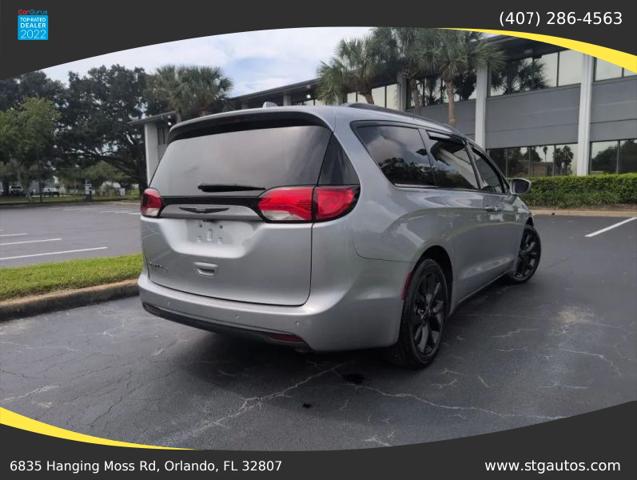2020 Chrysler Pacifica Touring L