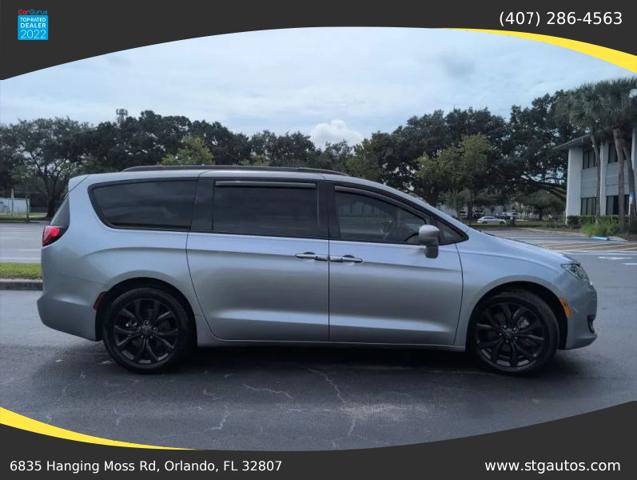 2020 Chrysler Pacifica Touring L