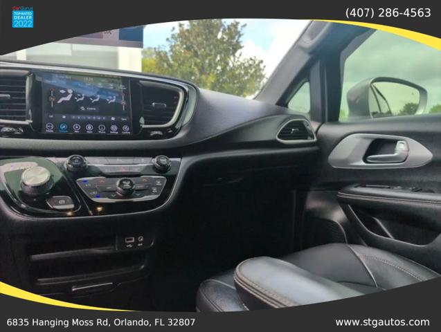 2020 Chrysler Pacifica Touring L