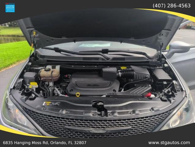 2020 Chrysler Pacifica Touring L