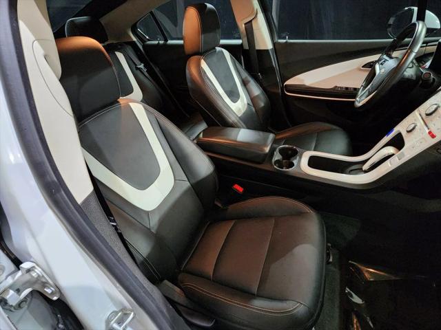 2013 Chevrolet Volt Base