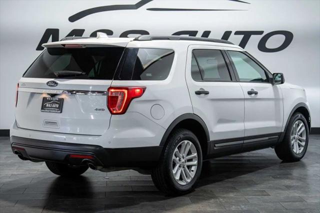 2016 Ford Explorer Base