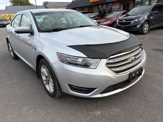 2015 Ford Taurus SEL