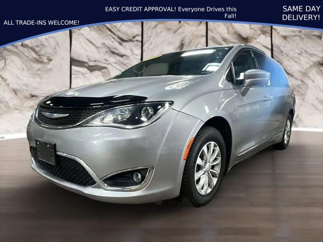 2019 Chrysler Pacifica Touring L for sale in Lackawanna, NY