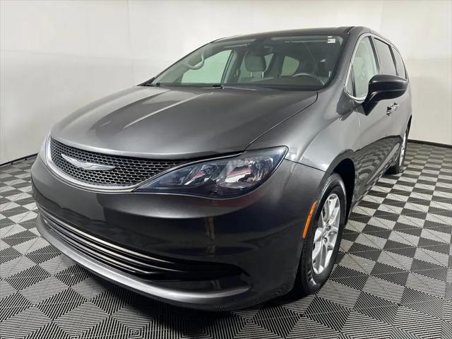 2017 Chrysler Pacifica LX for sale in Alliance, OH
