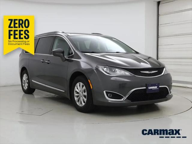 2019 Chrysler Pacifica Touring L for sale in Smithtown, NY