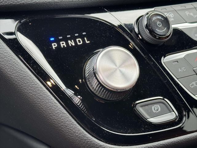2025 Chrysler Pacifica Pinnacle
