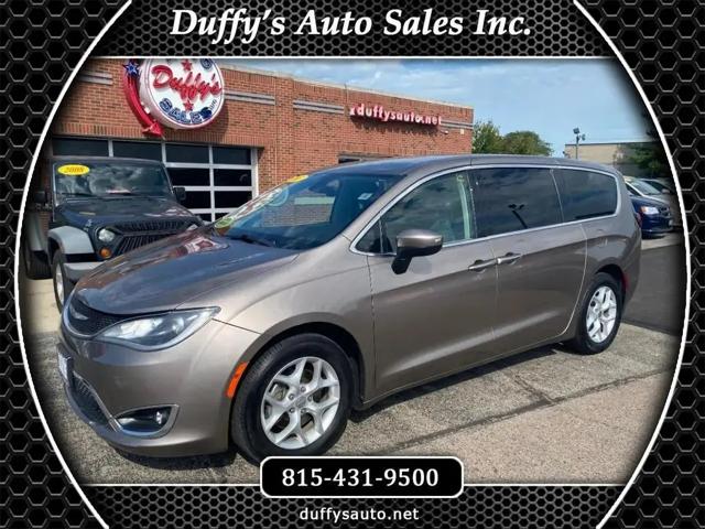 2017 Chrysler Pacifica Touring Plus for sale in Peru, IL