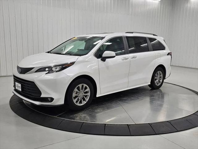 2025 Toyota Sienna XLE for sale in Mason City, IA