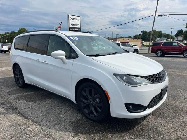 2019 Chrysler Pacifica Touring Plus for sale in Sturgis, MI