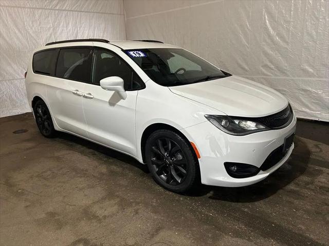 2019 Chrysler Pacifica Touring Plus for sale in Sturgis, MI