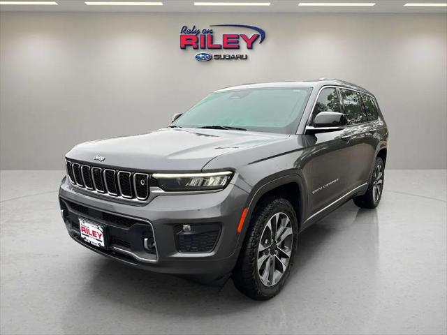 2021 Jeep Grand Cherokee Overland 4x4 for sale in Dubuque, IA