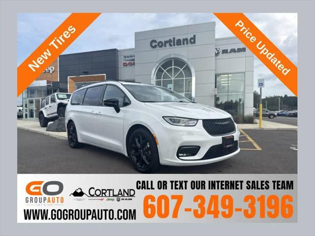 2025 Chrysler Pacifica Limited for sale in Cortland, NY