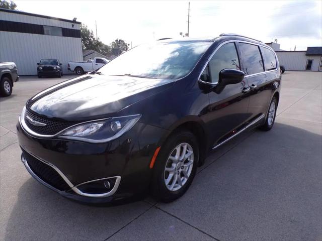 2020 Chrysler Pacifica Touring L for sale in Decatur, IN