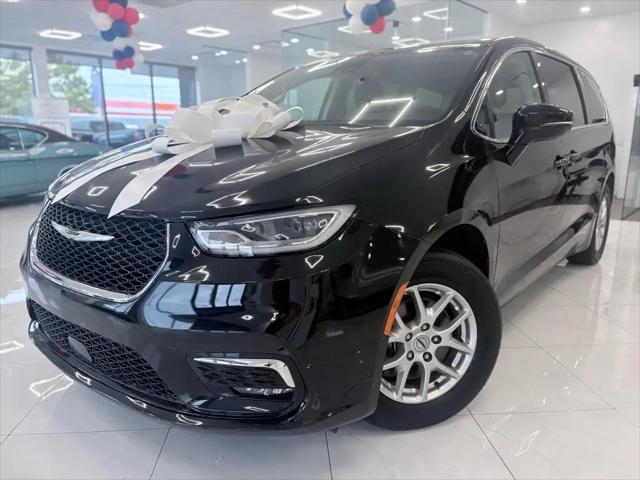 2024 Chrysler Pacifica Touring L for sale in Inwood, NY