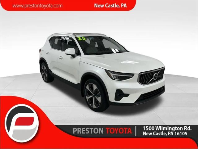2025 Volvo XC40 B5 Plus Bright Theme for sale in New Castle, PA