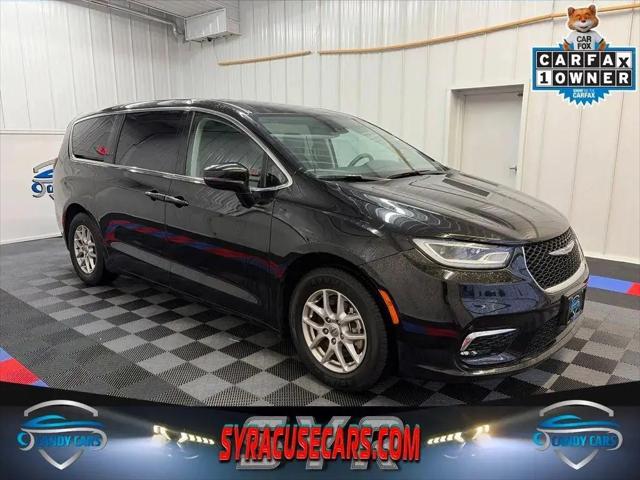 2024 Chrysler Pacifica Touring L for sale in Syracuse, NY