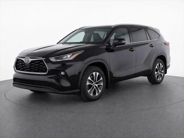2021 Toyota Highlander XLE for sale in Murray, UT