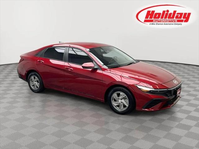 2025 Hyundai Elantra SE for sale in Fond du Lac, WI