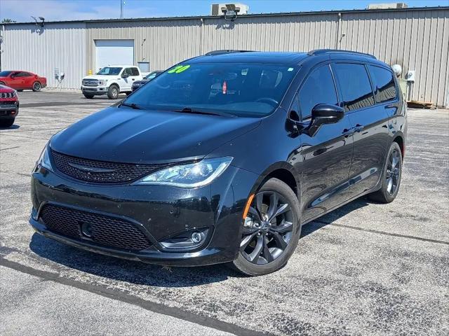 2020 Chrysler Pacifica Touring L Plus for sale in Monticello, IN