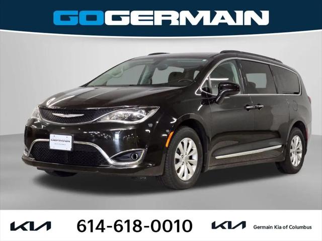 2017 Chrysler Pacifica Touring-L for sale near Columbus, OH