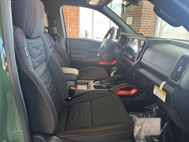 2025 Nissan Frontier Crew Cab Long Bed PRO-4X 4x4