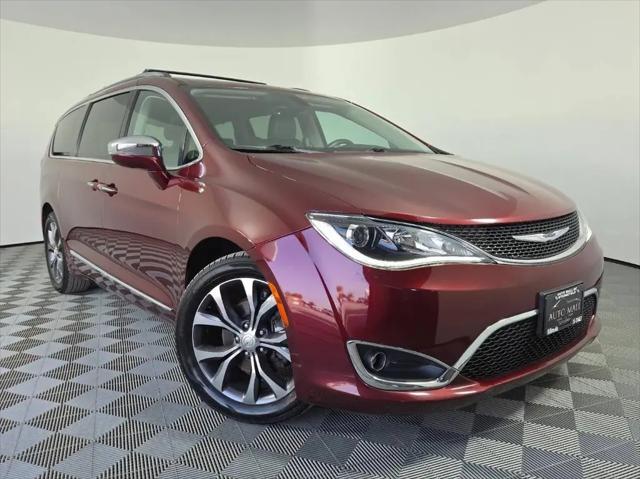 2017 Chrysler Pacifica Limited for sale in Springfield, IL