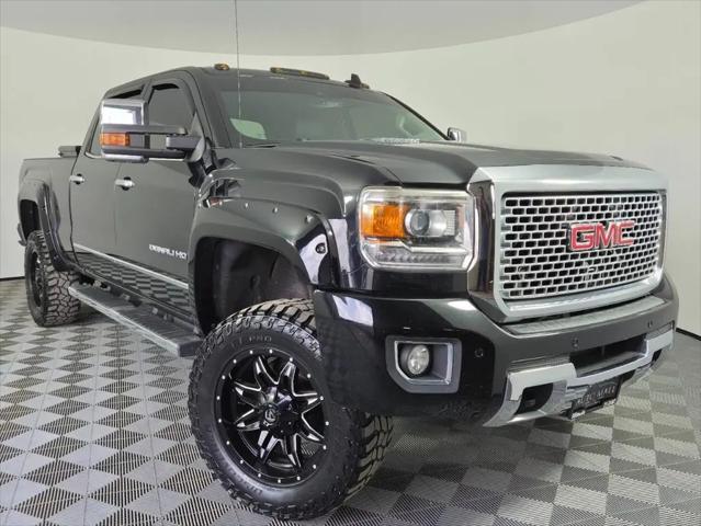 2016 GMC Sierra 2500HD Denali for sale in Springfield, IL