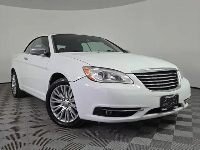 2014 Chrysler 200 Limited for sale in Springfield, IL