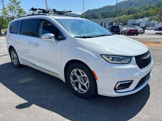 2022 Chrysler Pacifica Limited for sale in Bristol, TN