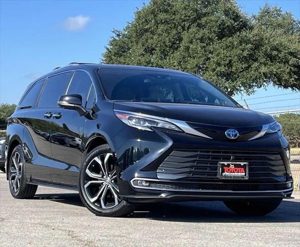 2025 Toyota Sienna Platinum for sale in Richardson, TX